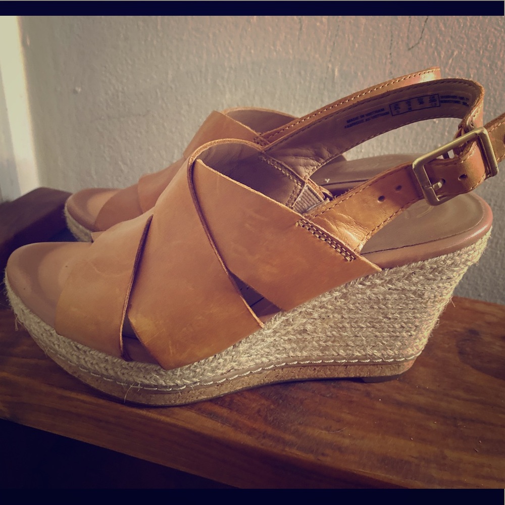 Clarks wedges size 6